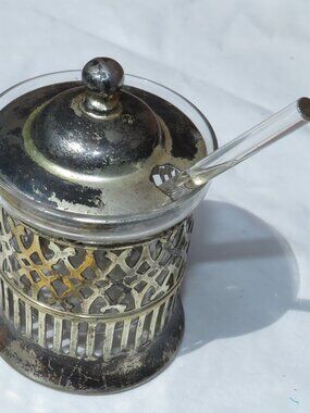 Vintage Silver‑Tone Glass Condiment Jar w/ Original Spoon – Ornate Lattice Holde